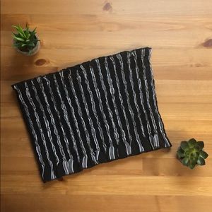 Kendall & Kylie • crop tube top